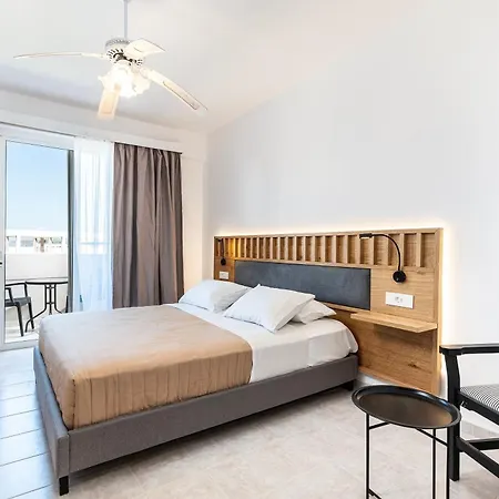 Aegean Bay 4*